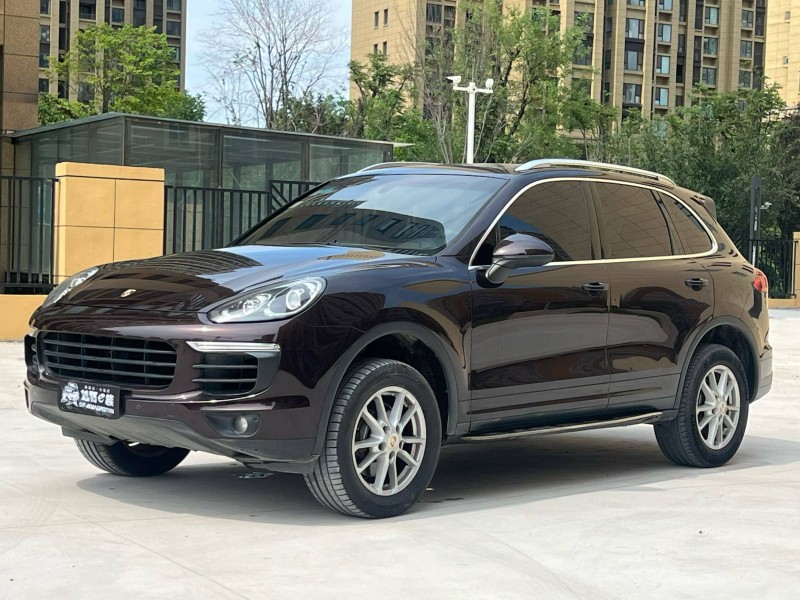 郑州15年保时捷卡宴5