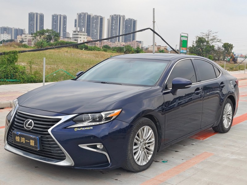 广州17年雷克萨斯ES3