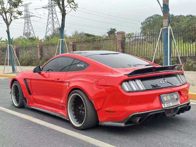 广州15年福特野马4