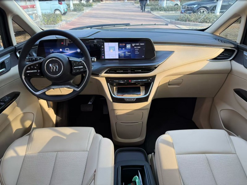 聊城25年别克GL84