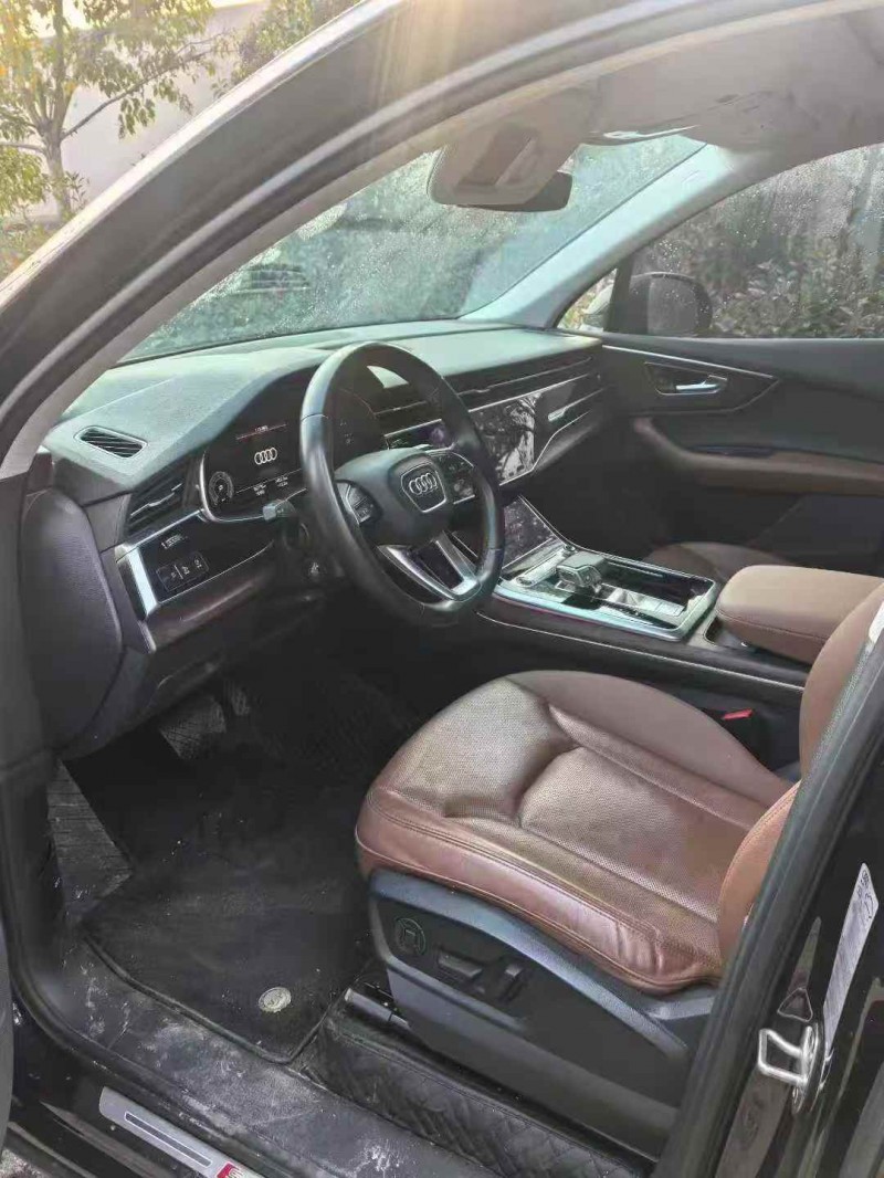 宜昌21年奥迪Q76