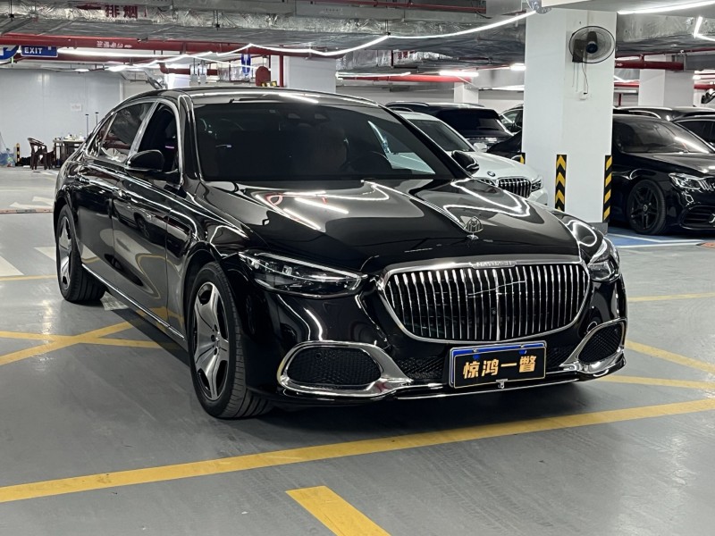 深圳23年奔驰迈巴赫S级2