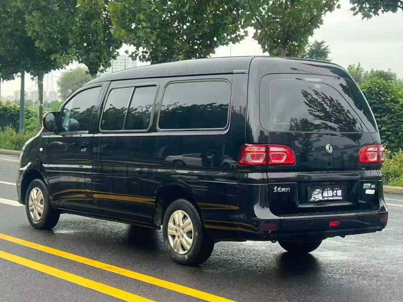 郑州21年东风菱智8