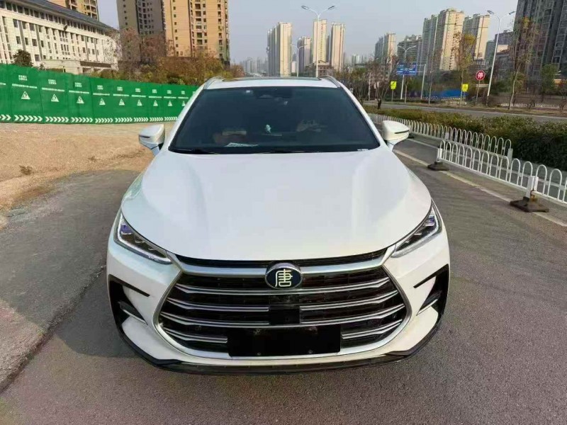 唐山22年比亚迪唐1