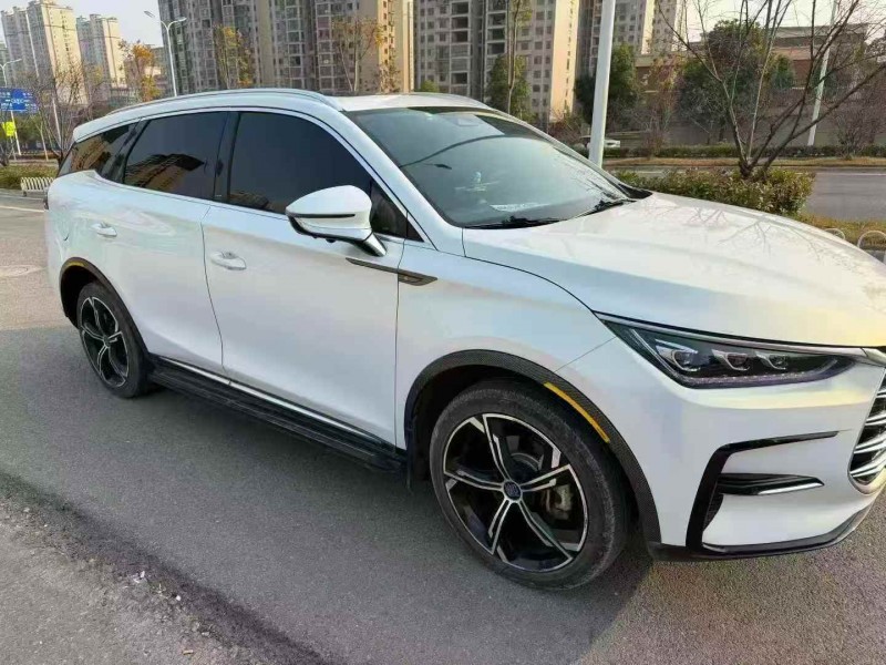 唐山22年比亚迪唐3