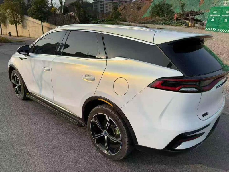 唐山22年比亚迪唐8