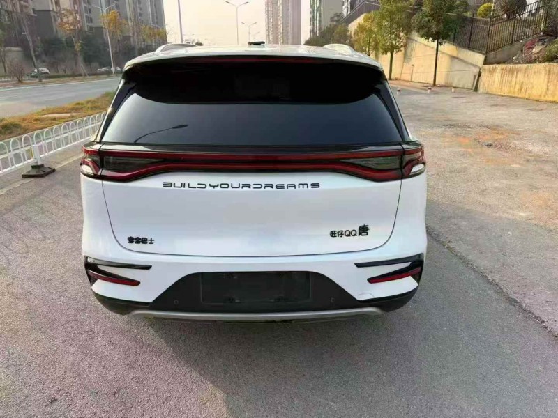 唐山22年比亚迪唐9