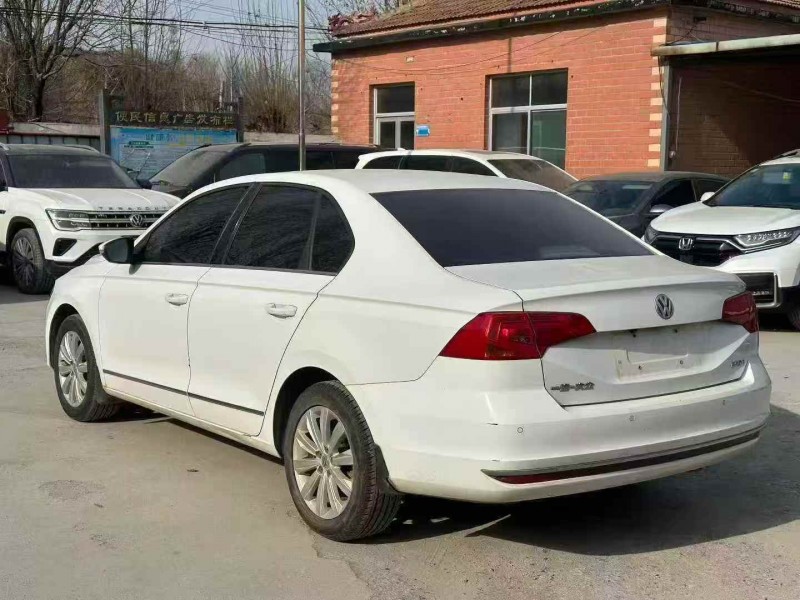 淄博18年大众宝来8