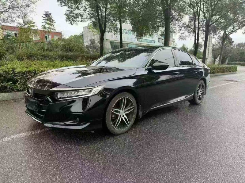 湘潭23年本田雅阁3