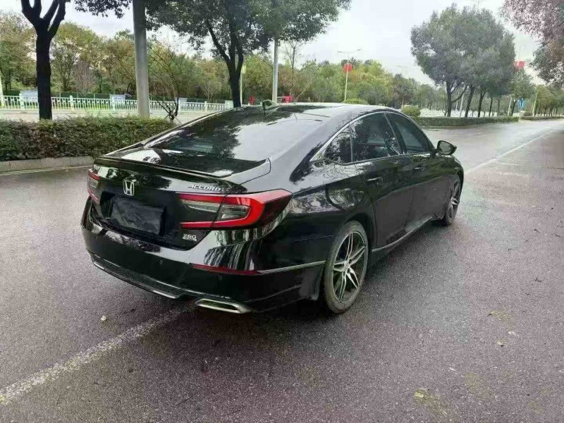 湘潭23年本田雅阁8