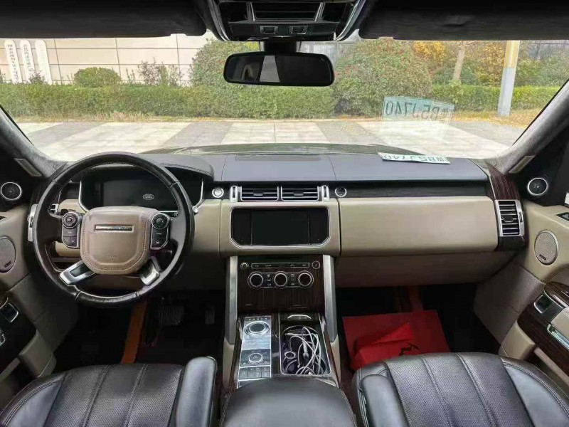 青岛15年路虎揽胜行政5