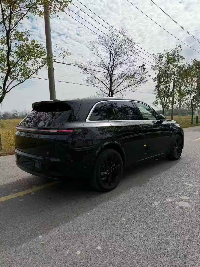 烟台23年理想L77