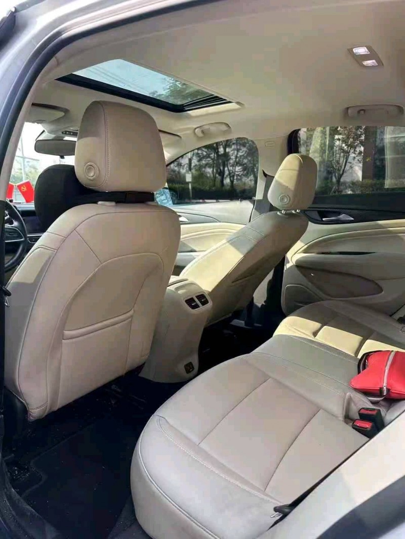 广州20年别克君威7