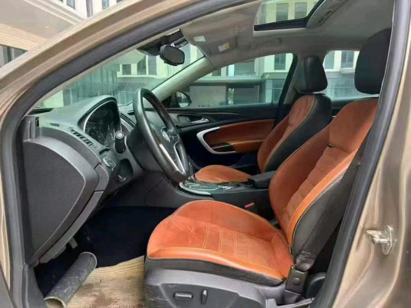 广州16年别克君威9