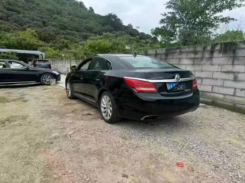 广州15年别克君越7