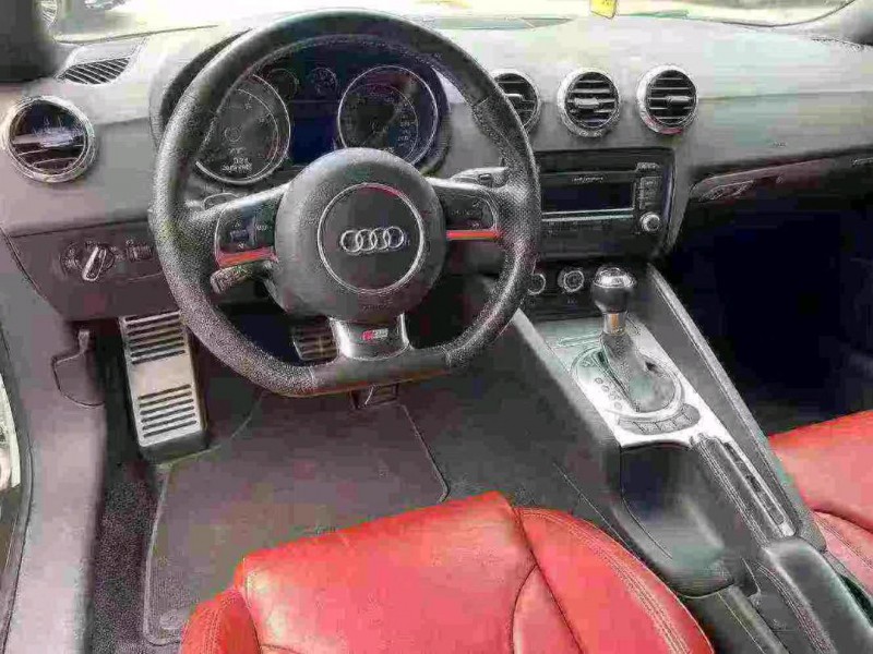 石家庄13年奥迪TT5