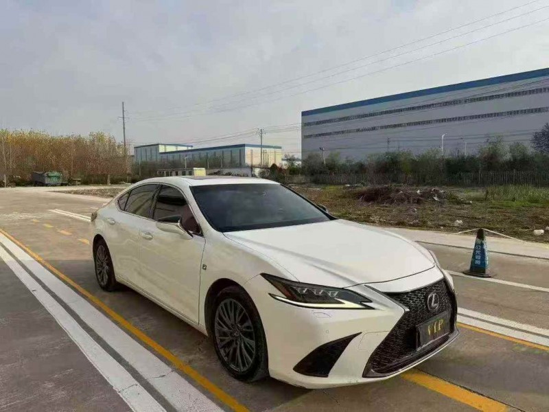 菏泽21年雷克萨斯ES3