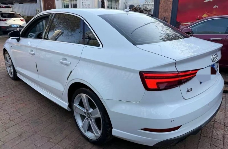 济南18年奥迪A33