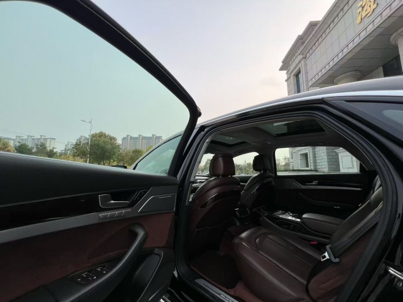 沧州16年奥迪A8L7