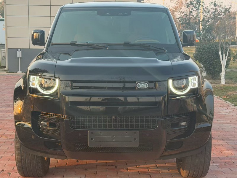 郑州24年路虎卫士1