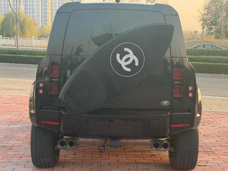 郑州24年路虎卫士9