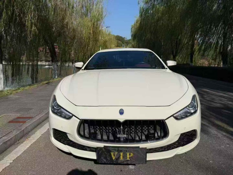 吉安17年玛莎拉蒂Ghibli1