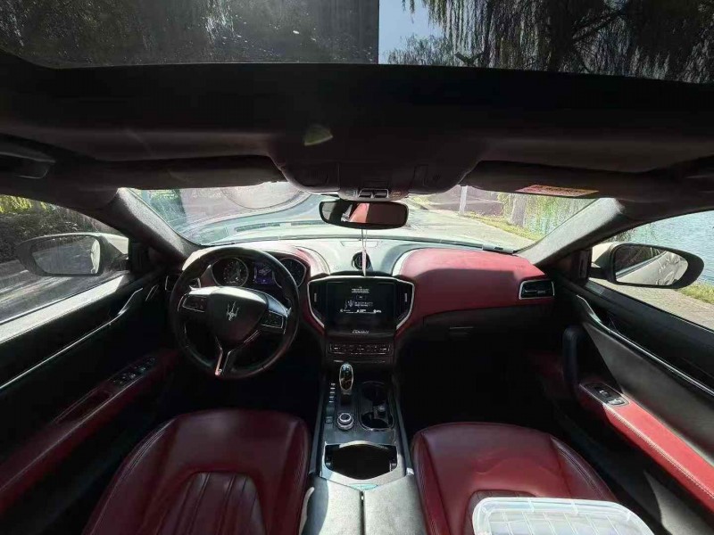 吉安17年玛莎拉蒂Ghibli5