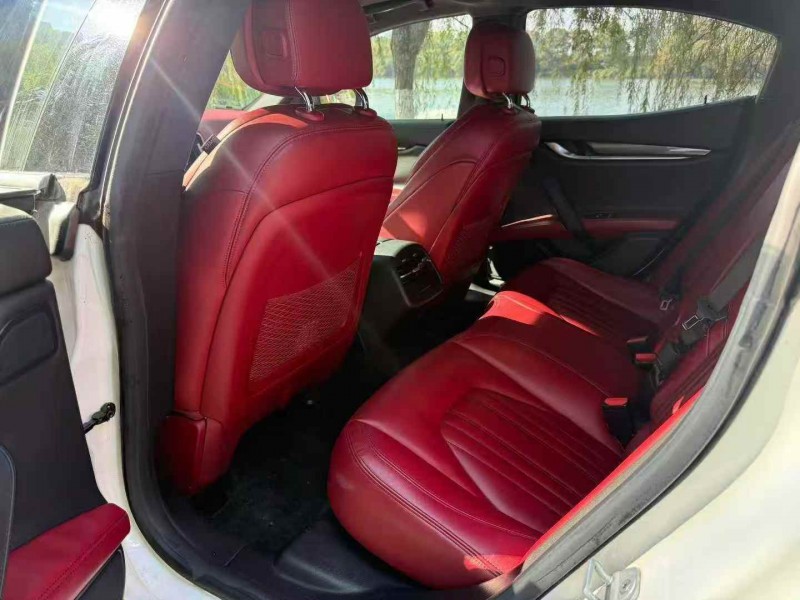 吉安17年玛莎拉蒂Ghibli6