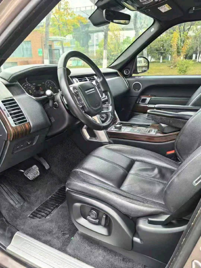 枣庄18年路虎揽胜行政4