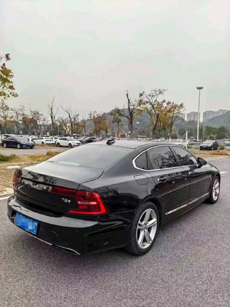 枣庄19年沃尔沃S908