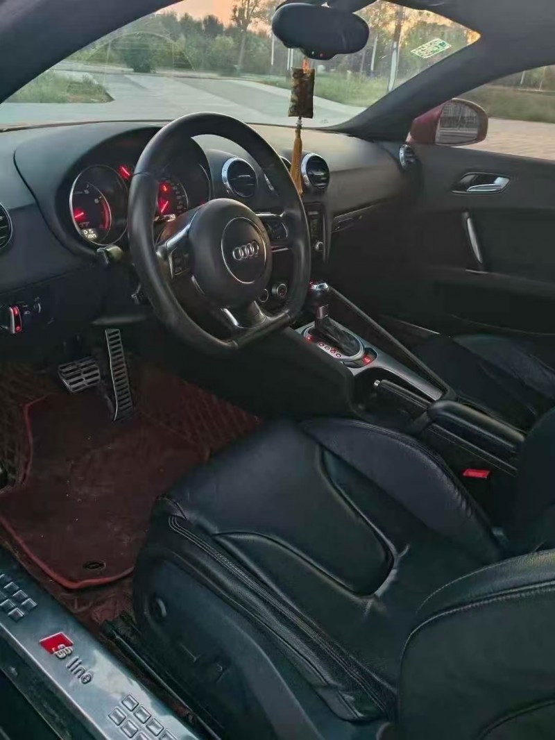 保定16年奥迪TT5