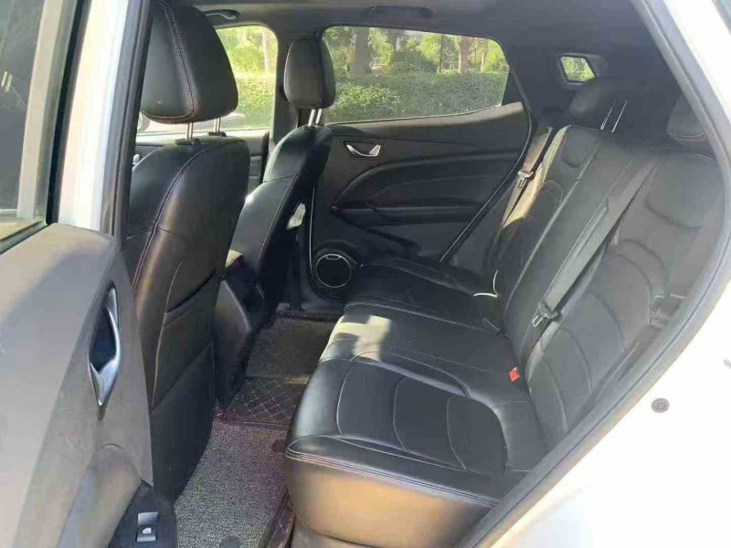 深圳22年东风风光4