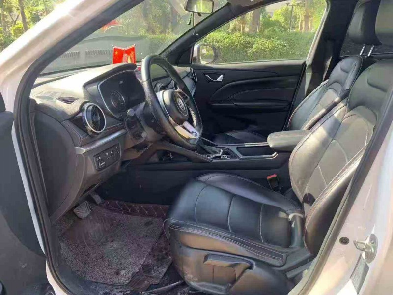 深圳22年东风风光6