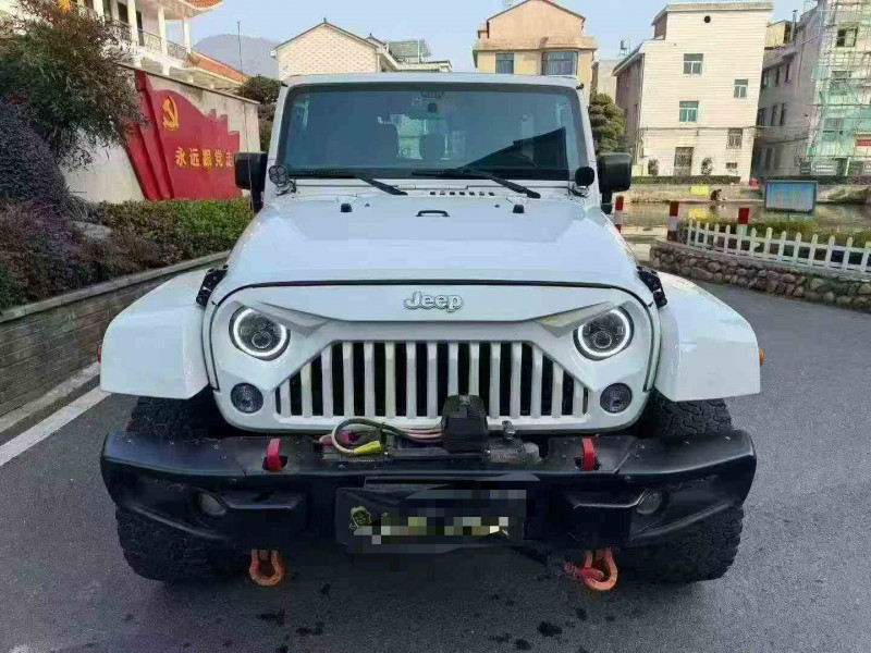 衢州16年Jeep牧马人1