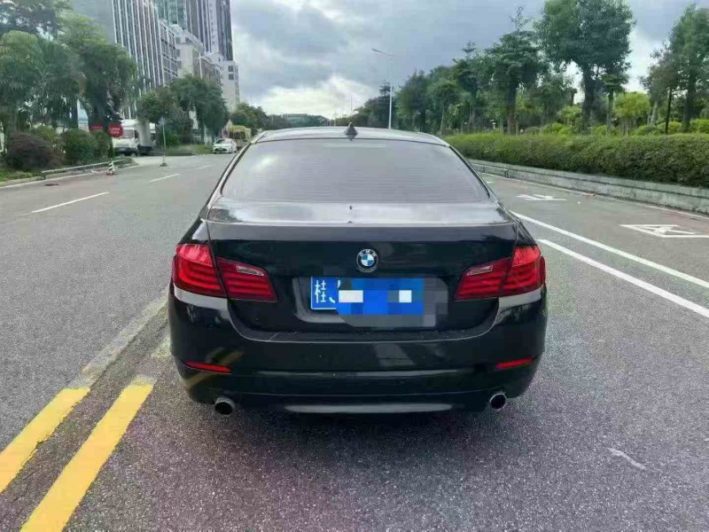 深圳10年宝马5系9