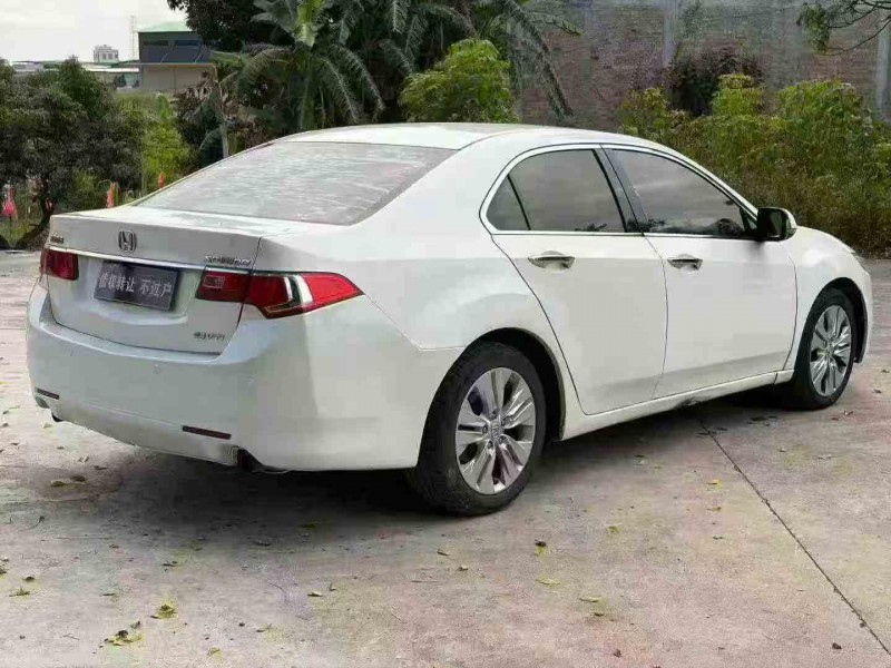 韶关14年本田思铂睿8