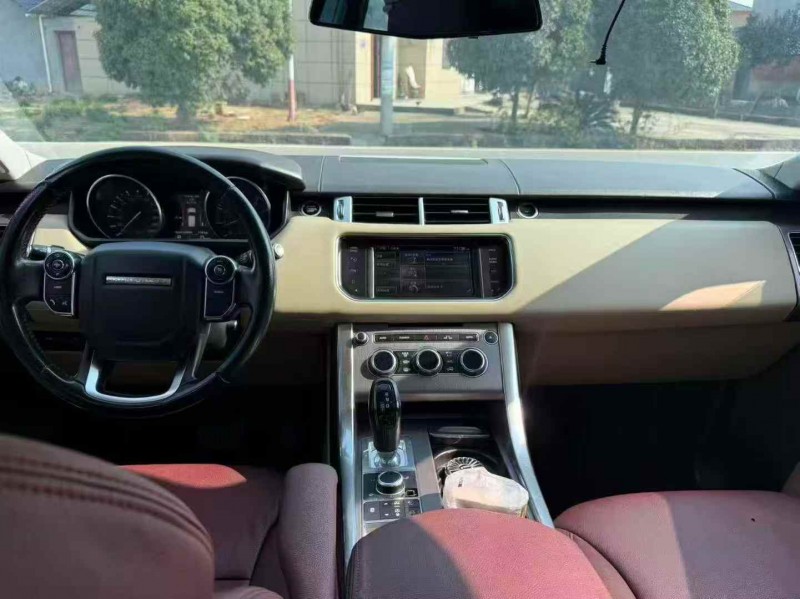 萍乡19年路虎揽胜运动4