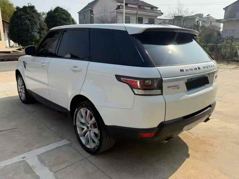 萍乡19年路虎揽胜运动8