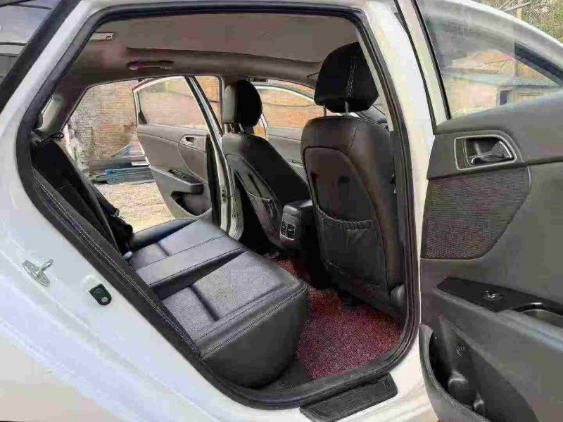 徐州17年现代名图7