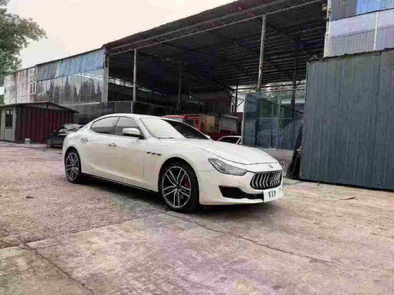 徐州19年玛莎拉蒂Ghibli3