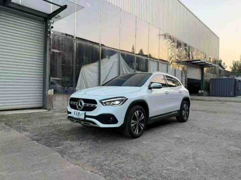 徐州23年奔驰GLA2