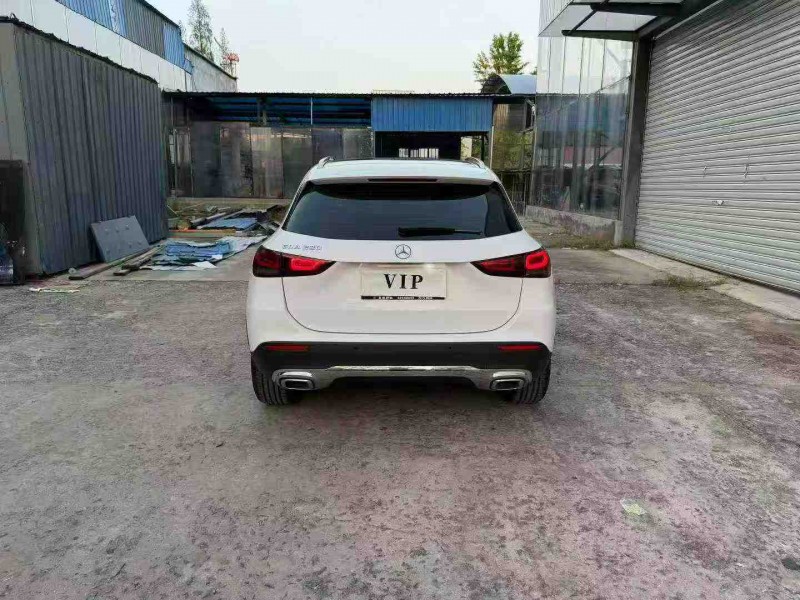 徐州23年奔驰GLA9