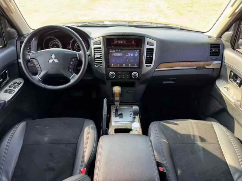 淄博19年三菱帕杰罗7