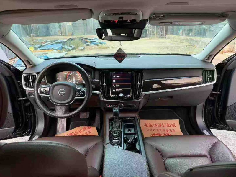 徐州17年沃尔沃S905