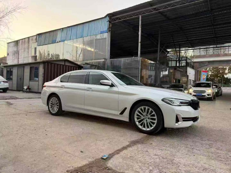 徐州22年宝马5系3