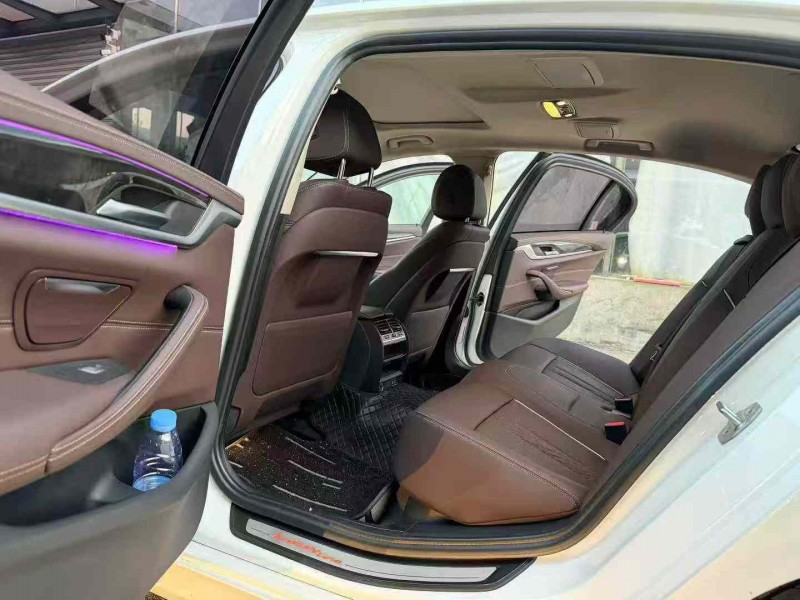 徐州22年宝马5系8