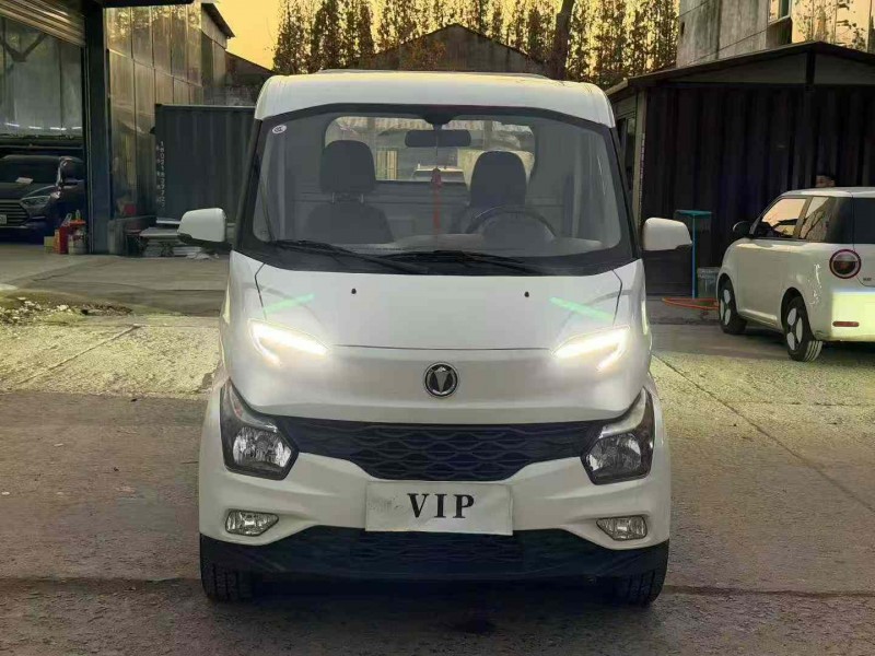 徐州22年飞碟箱货货车1