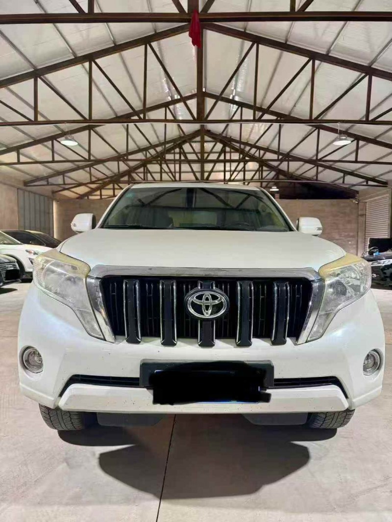 赤峰15年丰田普拉多1