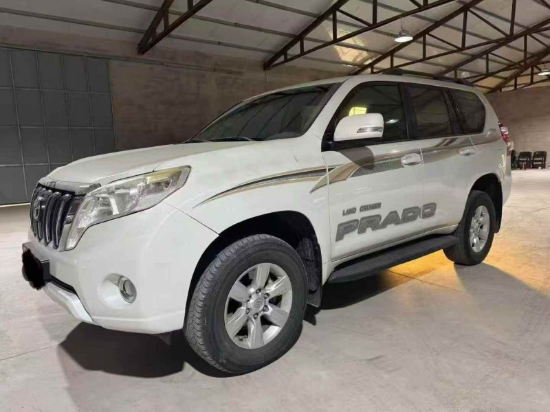 赤峰15年丰田普拉多3