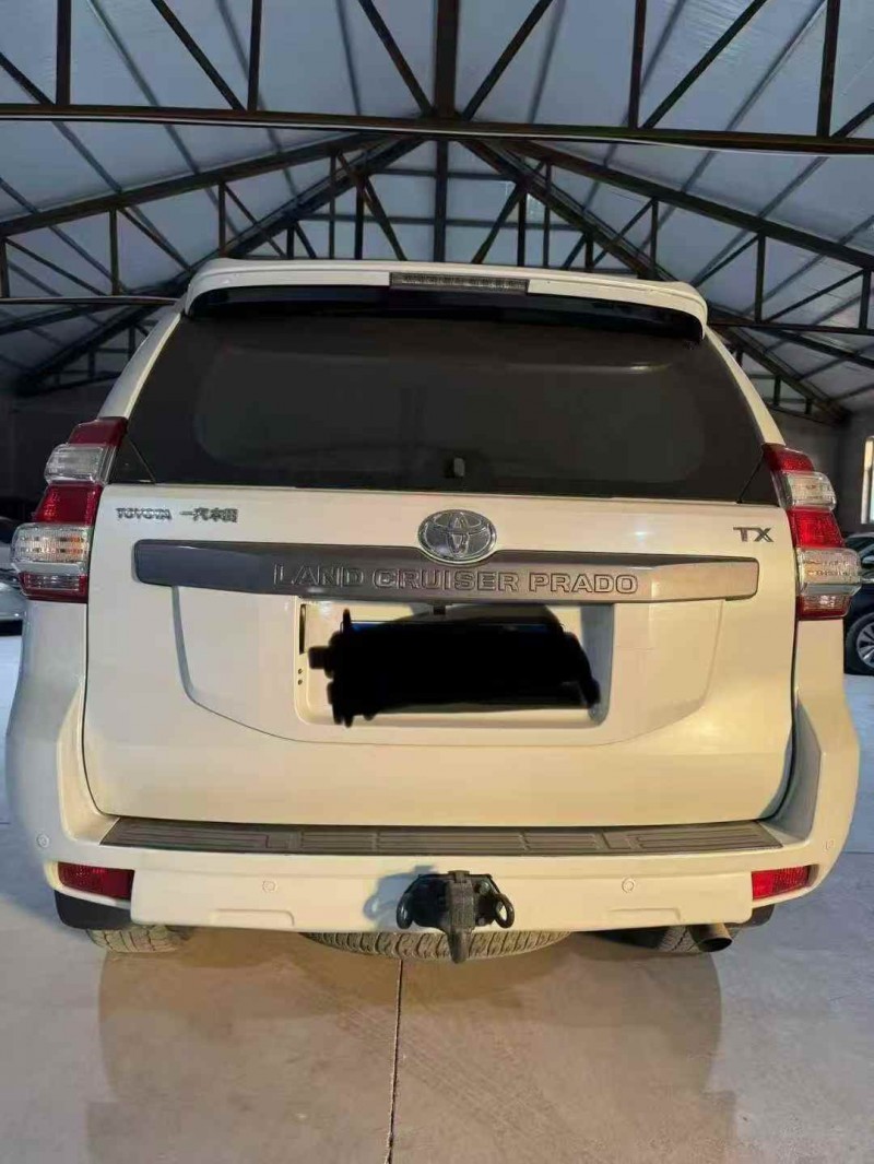 赤峰15年丰田普拉多8